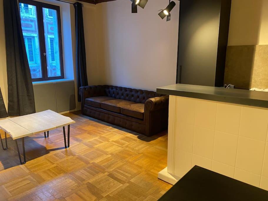 Appartement Le Carré Carnot Annecy Extérieur photo