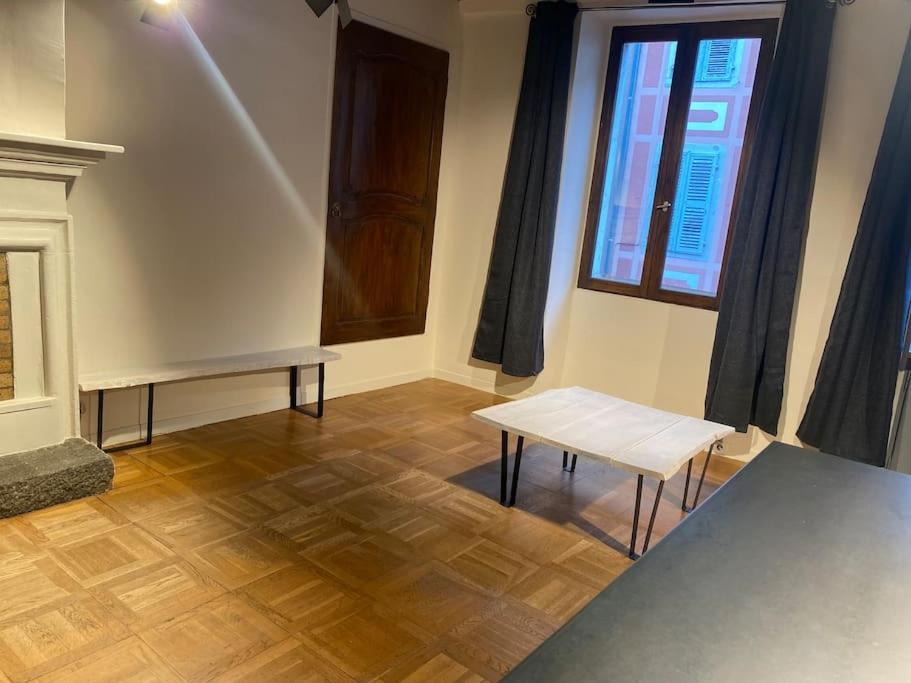 Appartement Le Carré Carnot Annecy Extérieur photo